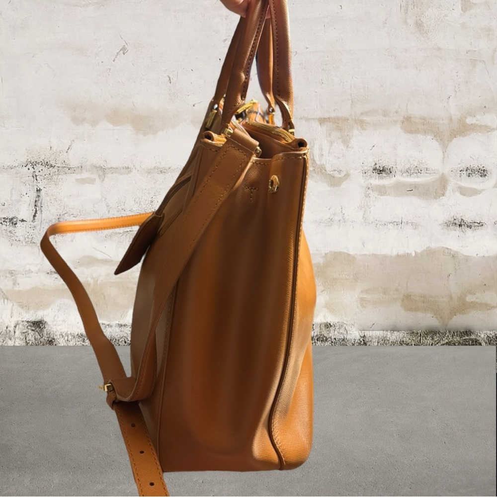 Tory Burch Tan Leather Satchel & Crossbody - Picture 4 of 12